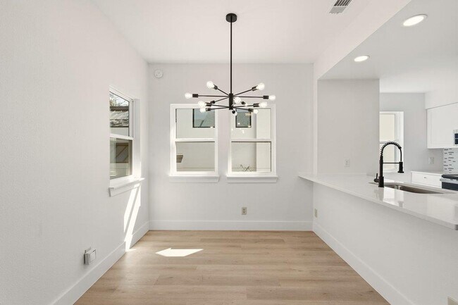 Foto del edificio - 814 W Mary St