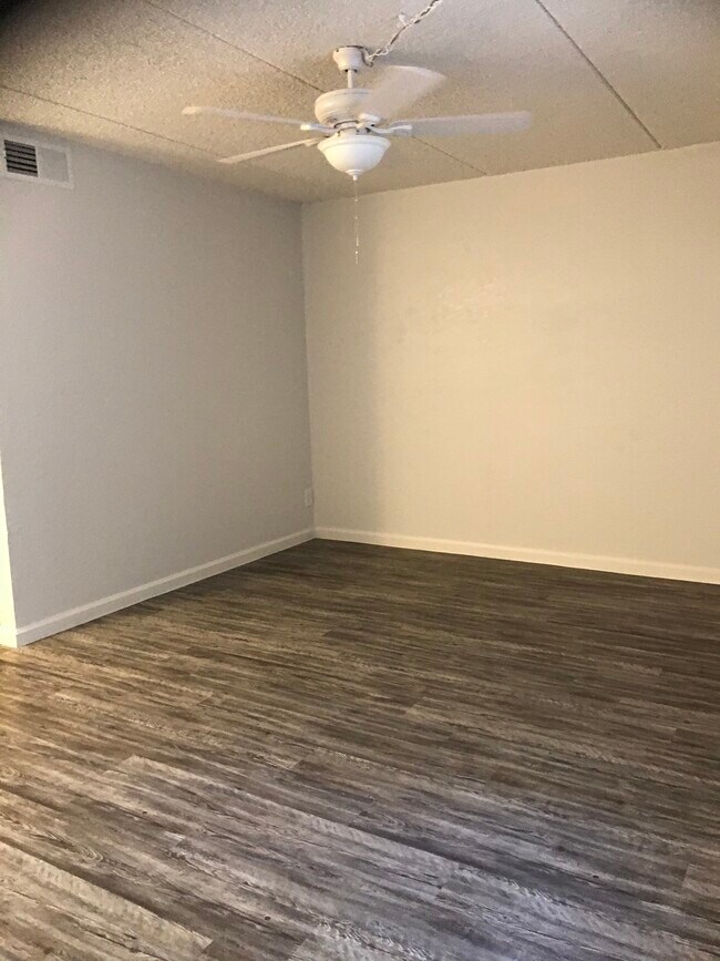 Orange Tree Villa Apartments Apartments in Scottsdale, AZ