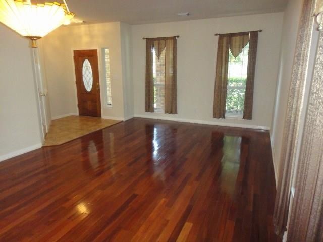 Foto del edificio - 732 Bent Wood Pl