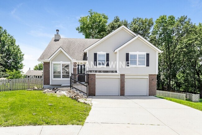 Foto del edificio - 303 Amesbury Dr