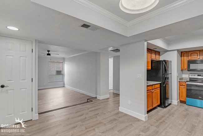 Foto del edificio - Updated and Spacious 2Bdm 2Ba Home in Prime North Phoenix Location!