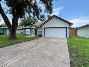 Building Photo - 13314 Oak Ledge Dr