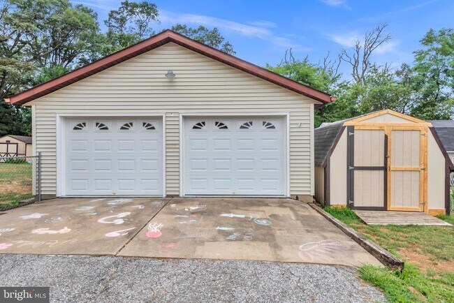 Foto del edificio - 644 Jasontown Rd