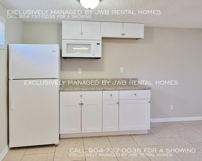 Building Photo - 1029 Caliente Dr