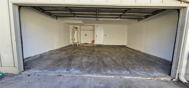 Foto del edificio - 7117 Brendam Ln