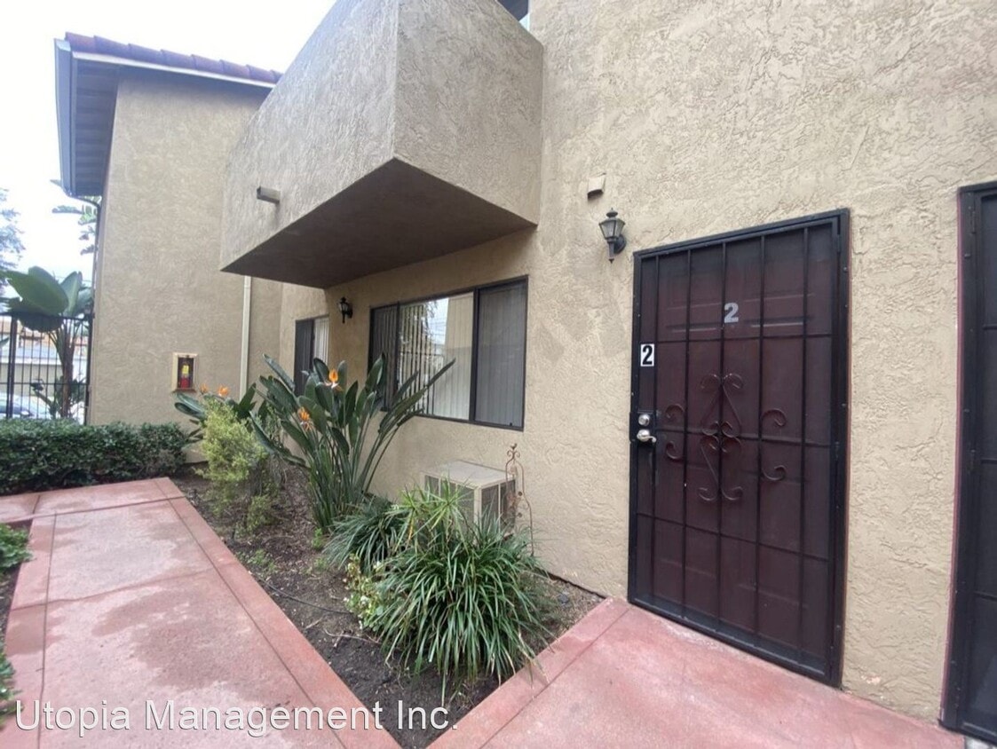 Primary Photo - 2 br, 1.5 bath House - 4504 60th St #2