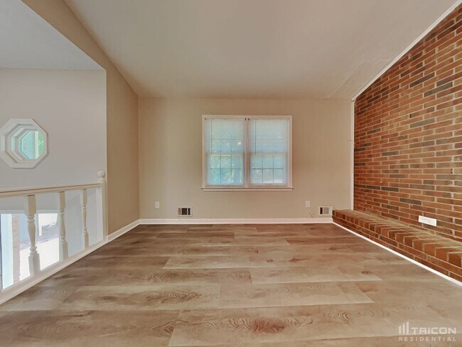 Foto del edificio - 1508 Hillside Dr SE