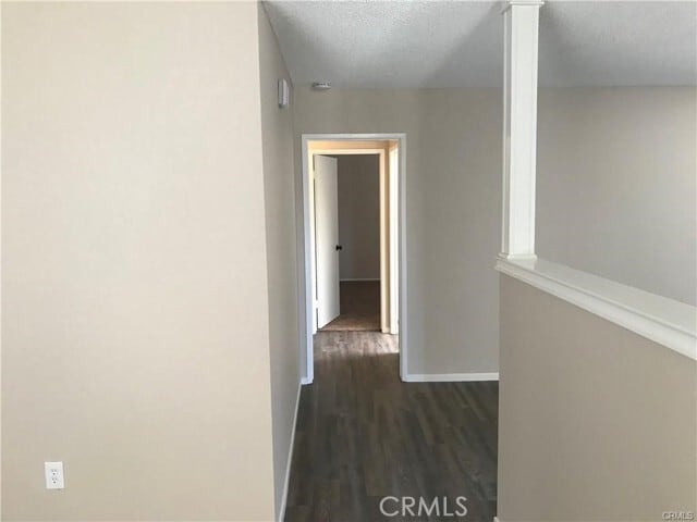 Building Photo - 10035 Hillsborough Ln