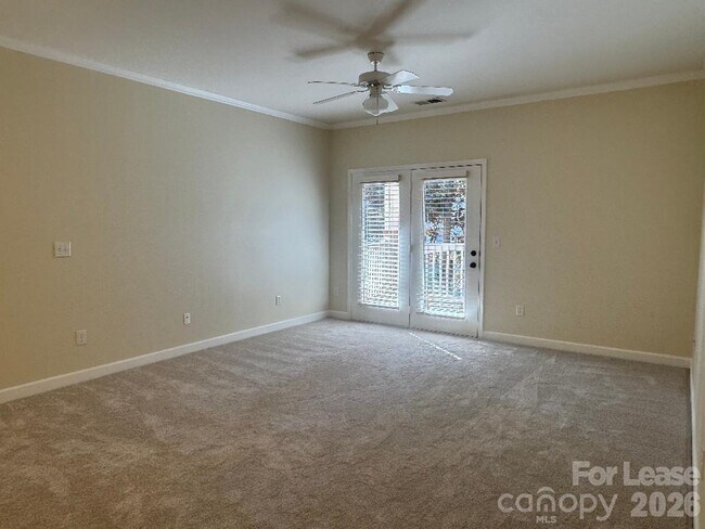 Foto del edificio - 16412 Redstone Mountain Ln