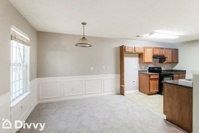 Building Photo - 2830 Vining Ridge Terrace