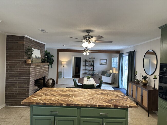 Foto del edificio - 7521 Cottonwood Rd