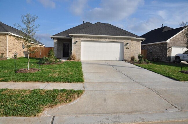 Building Photo - 7923 Grandstand Pkwy