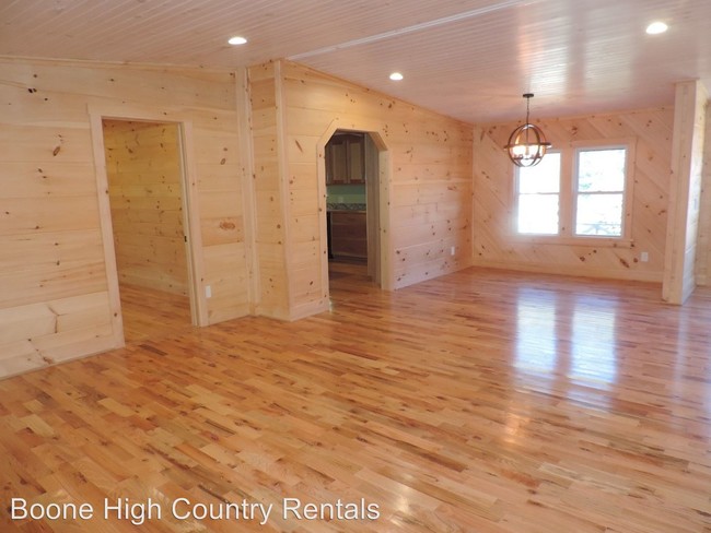 Building Photo - 3 br, 2 bath House - 8468 US HWY 421 N
