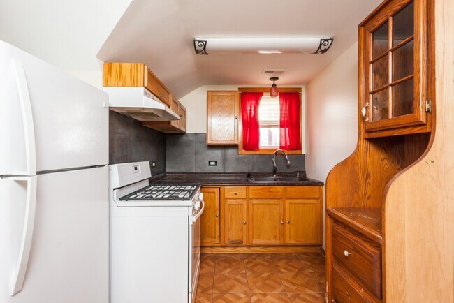 Foto del edificio - 1833 N Drake Ave
