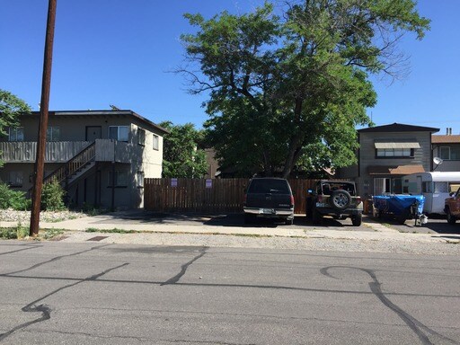 Primary Photo - 913 Willow St