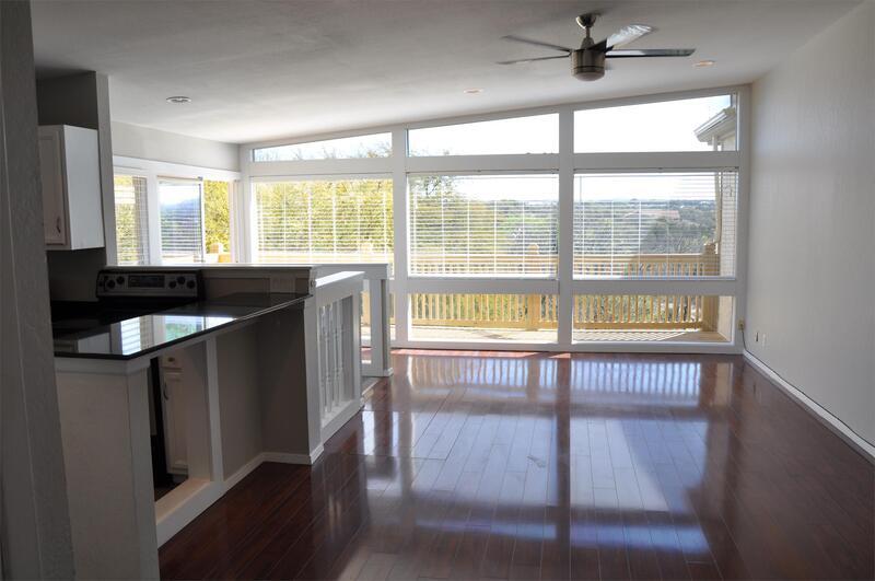 Foto principal - 1008 Clayton Nolen Dr