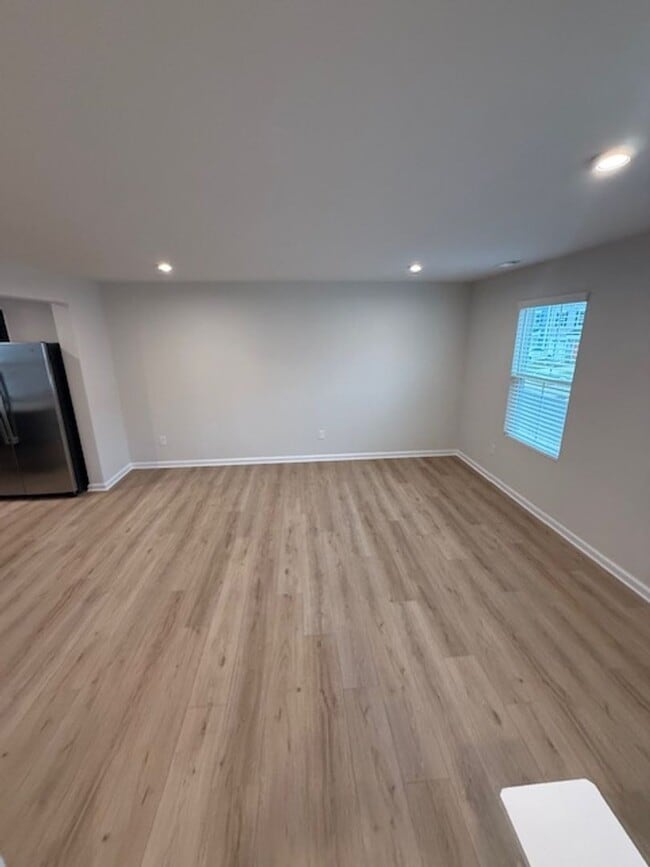 Building Photo - New Construction Townhome for Lease in Kan...