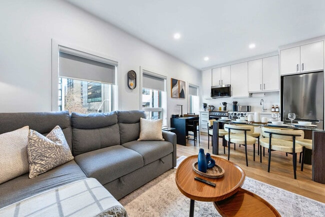 Building Photo - 168 McCaul St