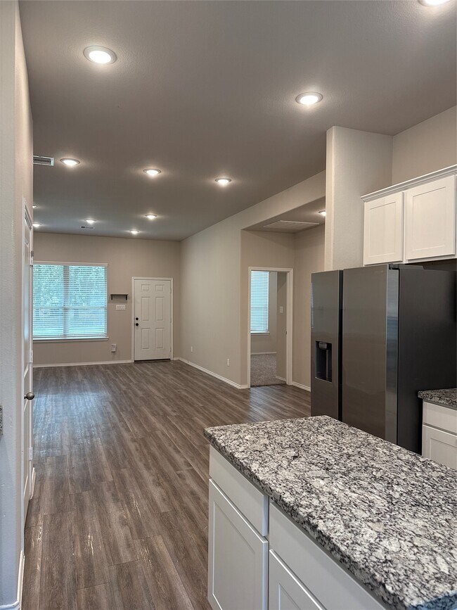 Foto del edificio - 20130 Parkway Ln