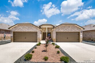 Building Photo - 1137 Burek Cross