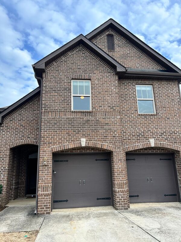 Foto principal - 347 Glen Cross Way