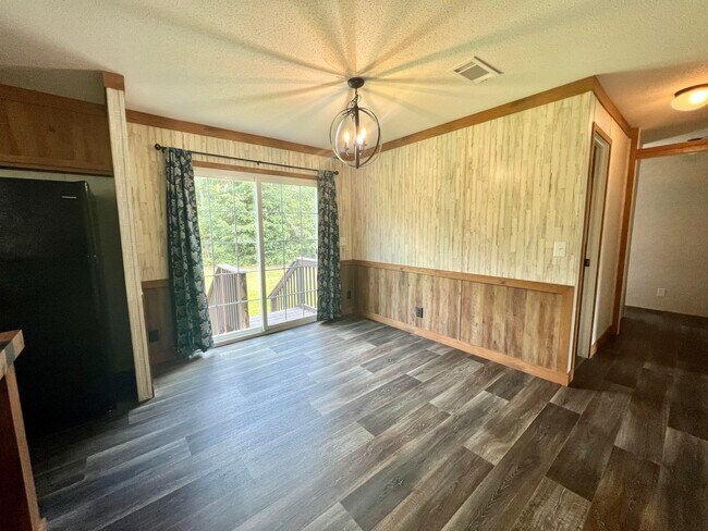 Foto del edificio - 4800 Davis Ln