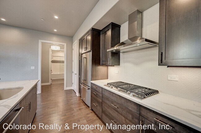 Building Photo - 1 br, 2 bath House - 4625 West 50th Avenue...
