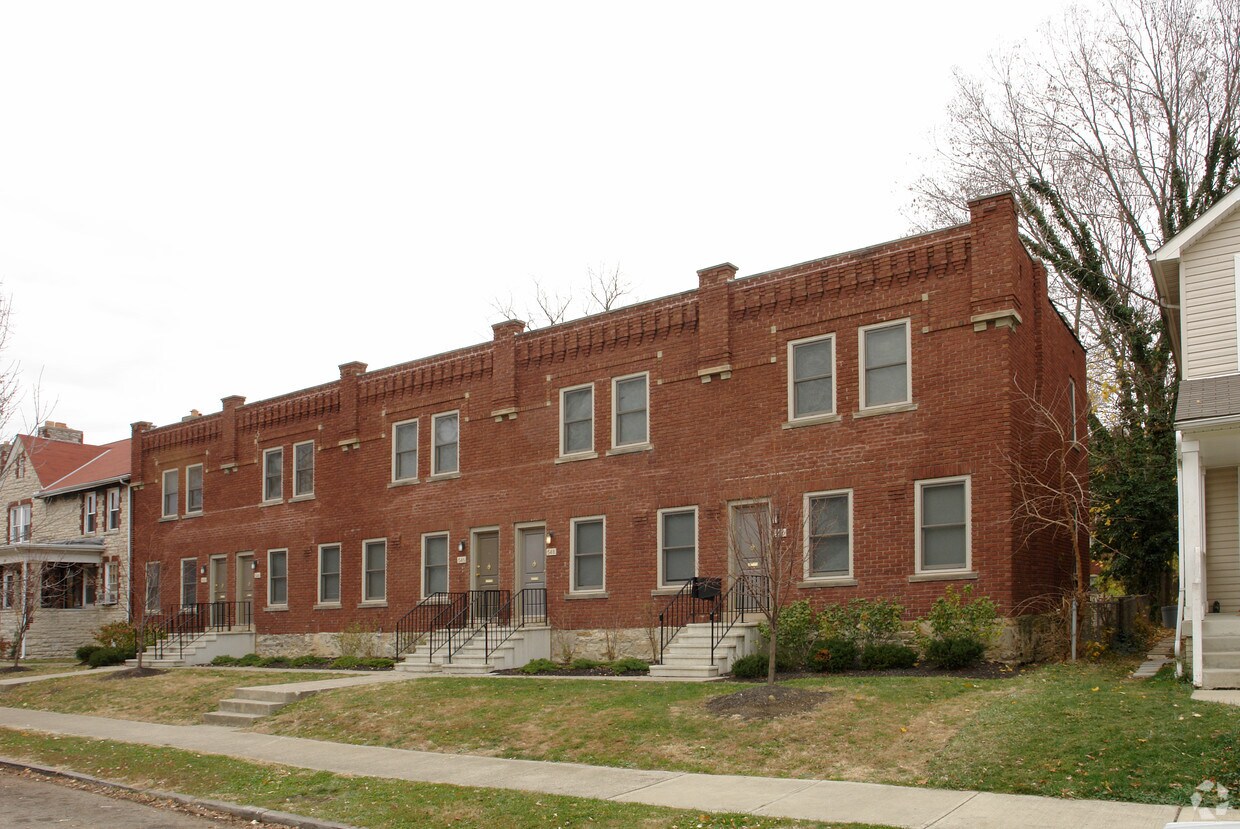 Primary Photo - 542-550 Lilley Ave
