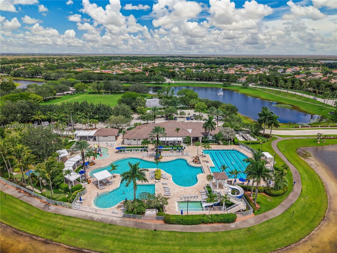 Foto principal - 1509 Canary Island Dr
