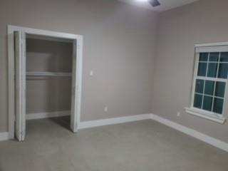 Foto del edificio - 4207 Hirschfield Rd