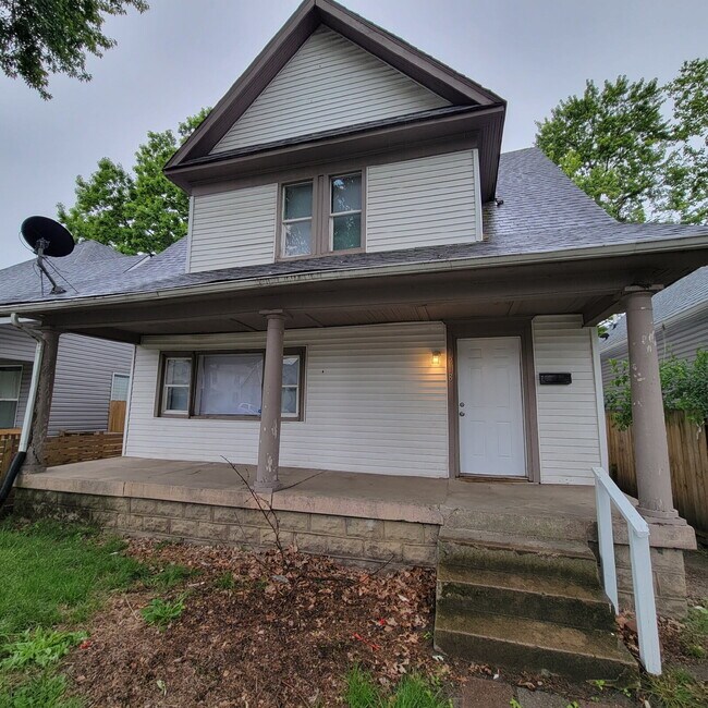 Building Photo - 3BR House near Fountain Square area!