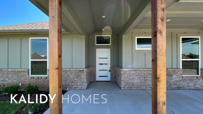 Building Photo - 20456 Antler Farms Dr