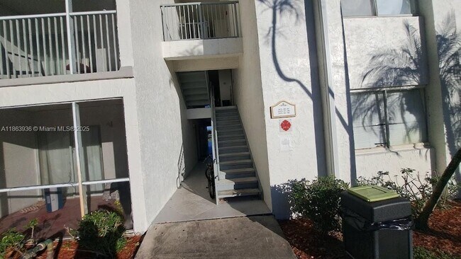 Foto del edificio - 5672 Rock Island Rd