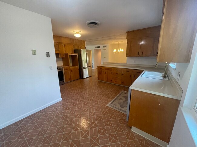 Foto del edificio - 2117 Deerfield Ave