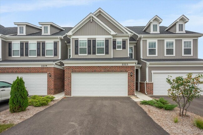 Foto del edificio - 2223 Ryegrass Ln