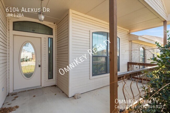 Building Photo - 6104 Alexus Dr
