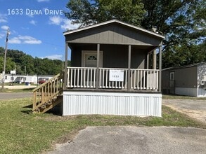 Building Photo - 1633 Dena Dr
