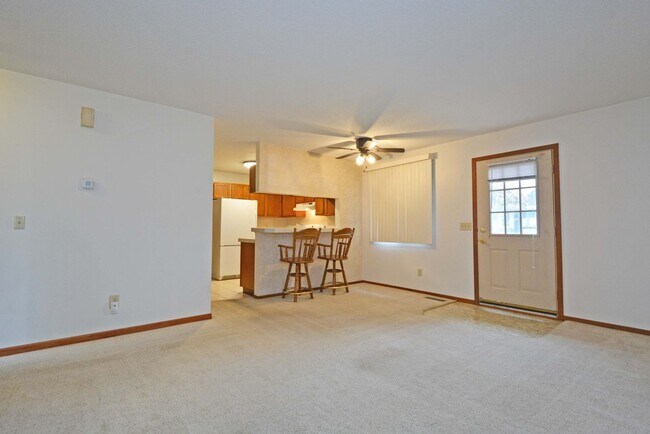 Foto del edificio - Beautiful 2-Bed 1-Bath Home Available in O...