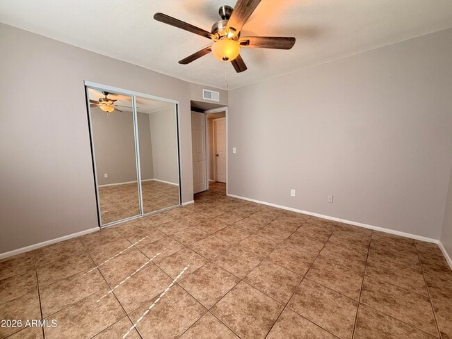 Building Photo - 492 W 18th Ave