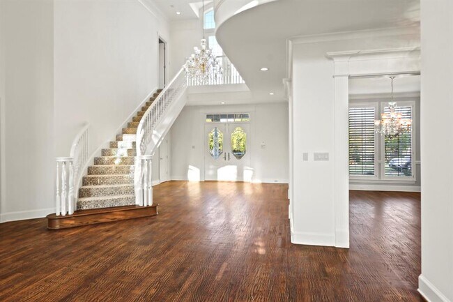 Foto del edificio - 6001 Pine Valley Dr