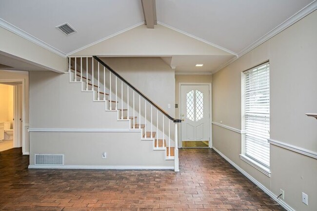 Foto del edificio - 3 Bed 2 Bath Duplex, Tyler TX! Being Made ...