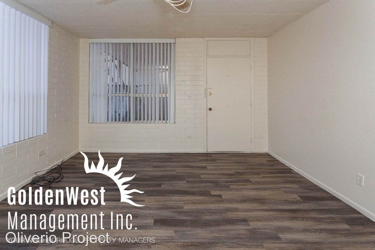 Primary Photo - 2041 W Berridge Ln