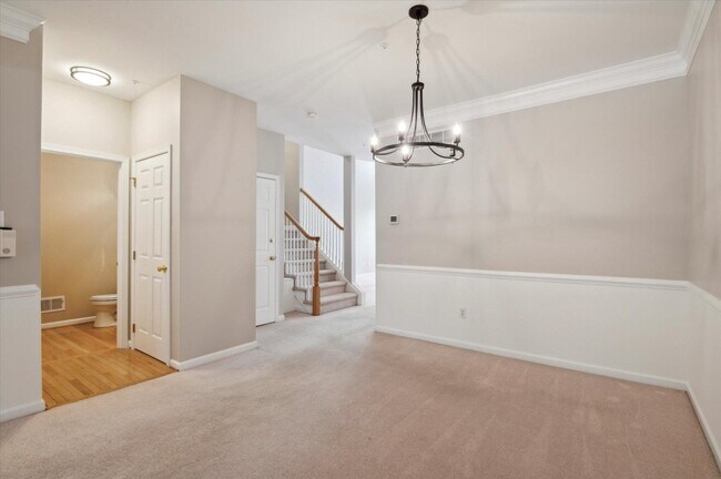 Foto del edificio - 103 Birchwood Dr