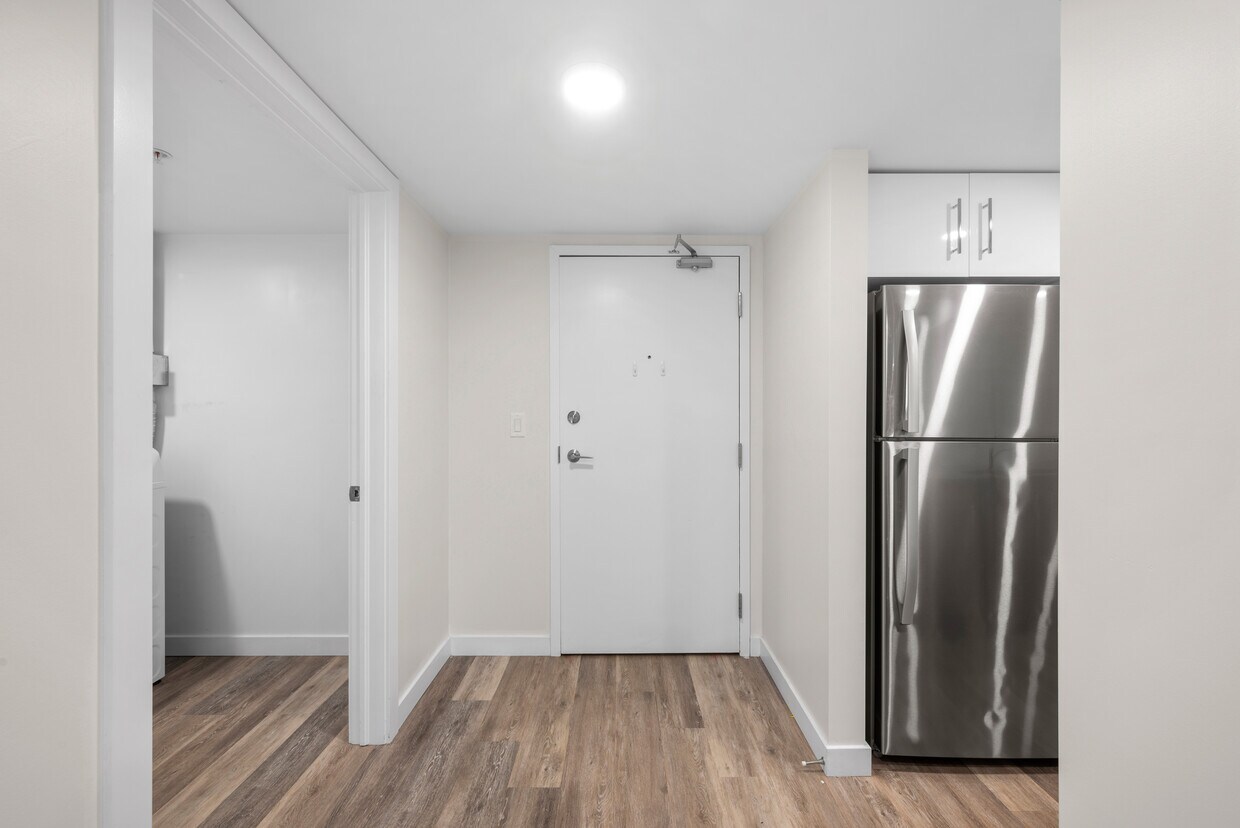 Photo principale - 1-Bedroom Apartment