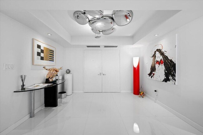 Foto del edificio - 5280 N Ocean Dr