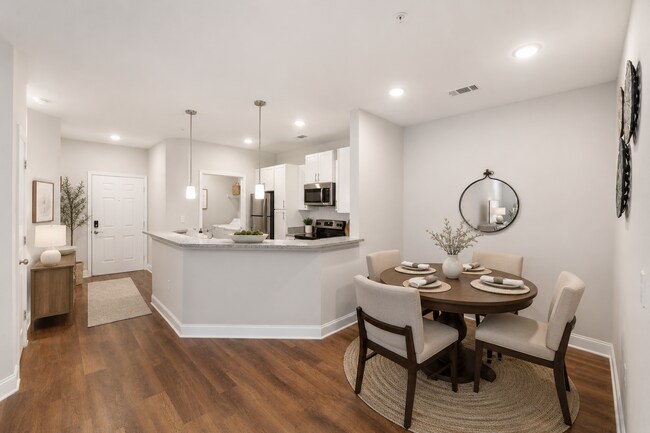 Building Photo - Revere at Mooresville