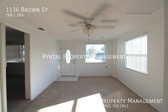 Foto del edificio - 1136 Brown St