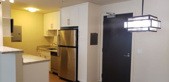 Building Photo - Two Parking, Window AC, Washer and Dryer