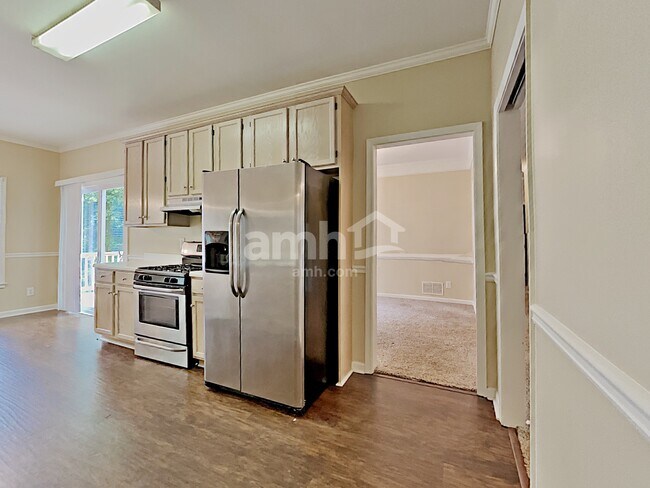 Foto del edificio - 1302 Dungan Dr NW