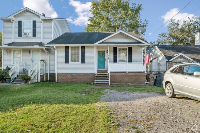 Building Photo - 3304 Oak Trees Ct